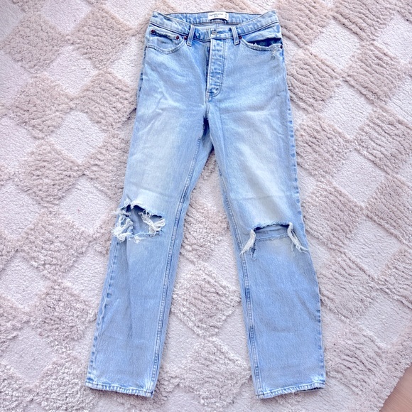 Abercrombie & Fitch Denim - Abercrombie The Dad High Rise Ripped Jeans 26/2R